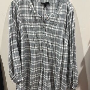 NWT beautiful grey silver Lane Bryant blouse